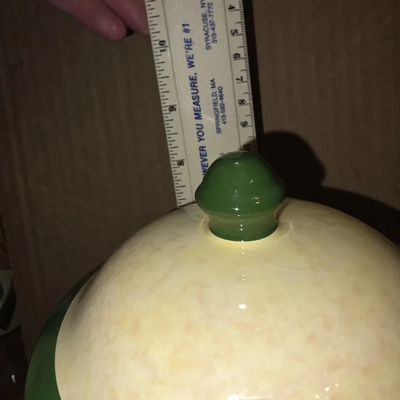 Green and Cream Biscotti Jar - Picture 5 of 6